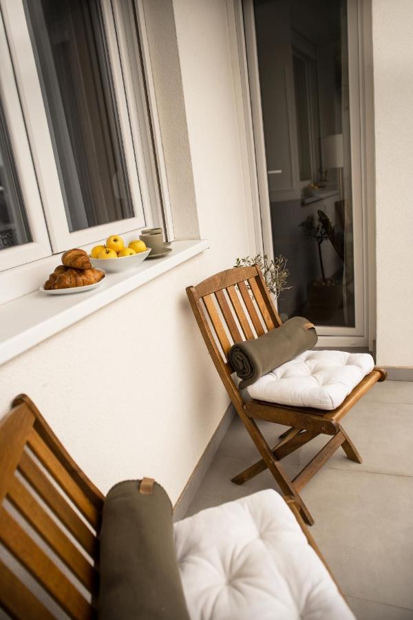 Room21 Free Garage Novi Sad Exterior foto